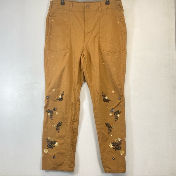 Anthropologie Pants - Anthropologie Pilcro  Wanderer Mid Rise Relaxed Leg Pants 34 Applique Edition